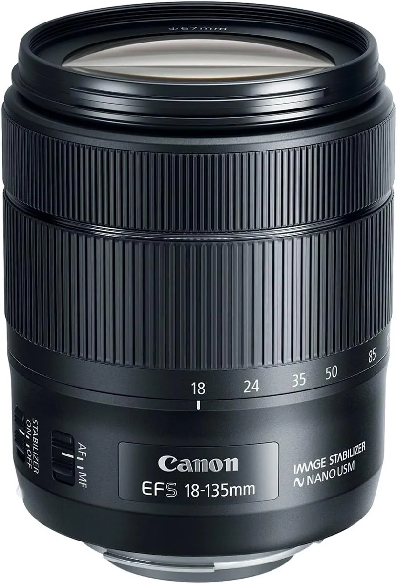 Canon EF-S 18-135mm f/3.5-5.6 IS 1